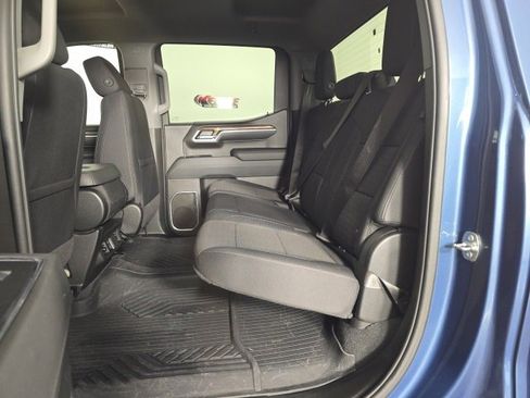 Used 2024 Chevrolet Silverado 1500 LT w/ Z71 Off-Road Package image 24