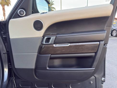 Used 2018 Land Rover Range Rover Sport Autobiography image 14