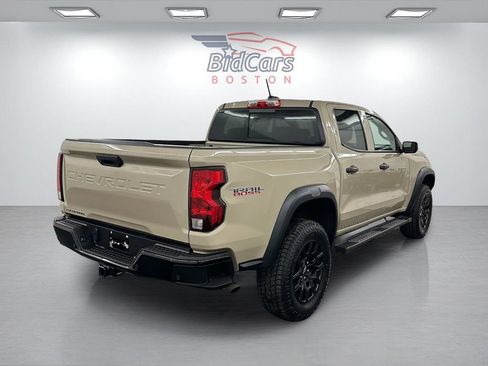 Used 2023 Chevrolet Colorado Trail Boss w/ Advanced Trailering Package AWD/4WD image 4