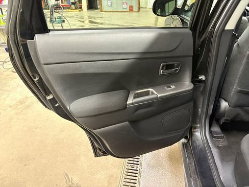 Used 2021 Mitsubishi Outlander Sport SE image 11