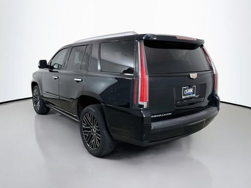 Used 2020 Cadillac Escalade Premium Luxury w/ Escalade Sport Edition AWD/4WD image 5