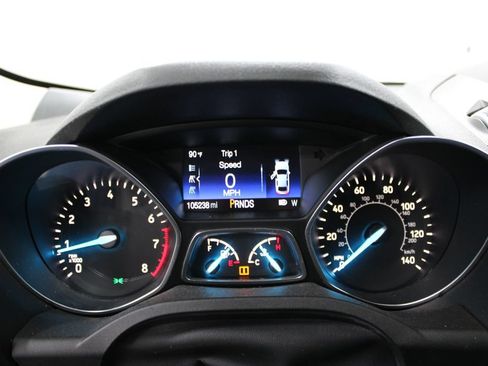 Used 2018 Ford Escape Titanium w/ Ford Safe & Smart Package FWD image 26