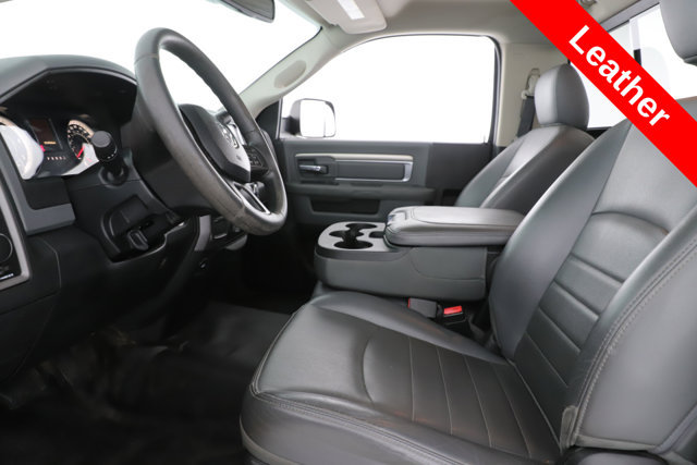 Used 2018 RAM 2500 ST AWD/4WD image 19