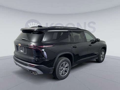 New 2026 Chevrolet Traverse LT FWD image 7