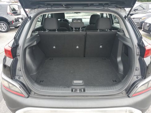 Used 2022 Hyundai Kona SE FWD image 8