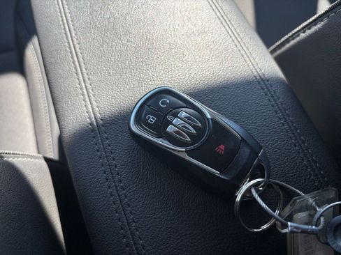 Used 2025 Buick Encore GX Preferred image 22