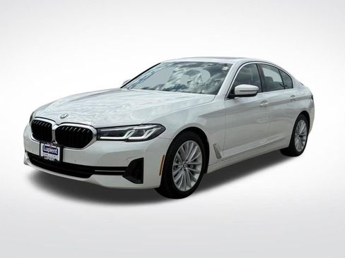 Used 2022 BMW 530i xDrive w/ Convenience Package AWD/4WD image 7