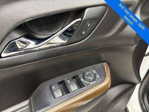 Used 2022 GMC Acadia SLE image 17