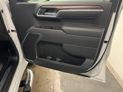 Used 2026 Chevrolet Silverado 1500 LT RWD image 27