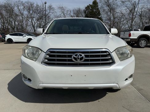 Used 2010 Toyota Highlander Limited image 2