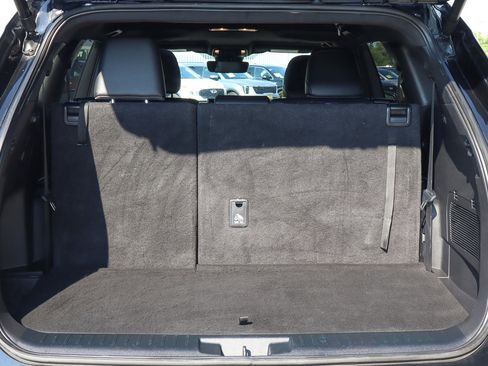 Used 2024 Toyota Highlander XSE image 19