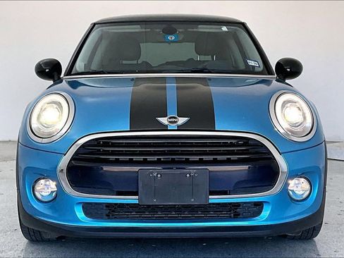 Used 2016 MINI Cooper 2-Door Hardtop image 5