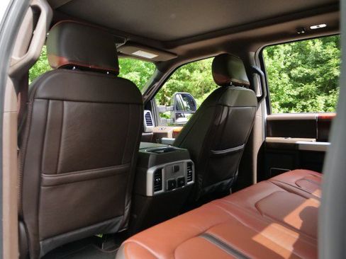 Used 2021 Ford F350 King Ranch w/ King Ranch Ultimate Package AWD/4WD image 37