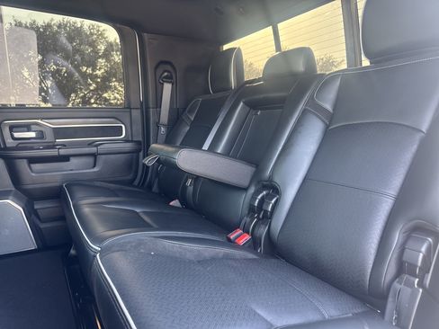 Used 2026 RAM 2500 Laramie AWD/4WD image 9
