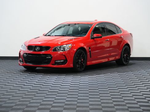 Used 2017 Chevrolet SS RWD image 3