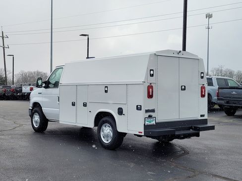 New 2026 Ford E-350 and Econoline 350 Super Duty w/ Power Equipment Group RWD image 4