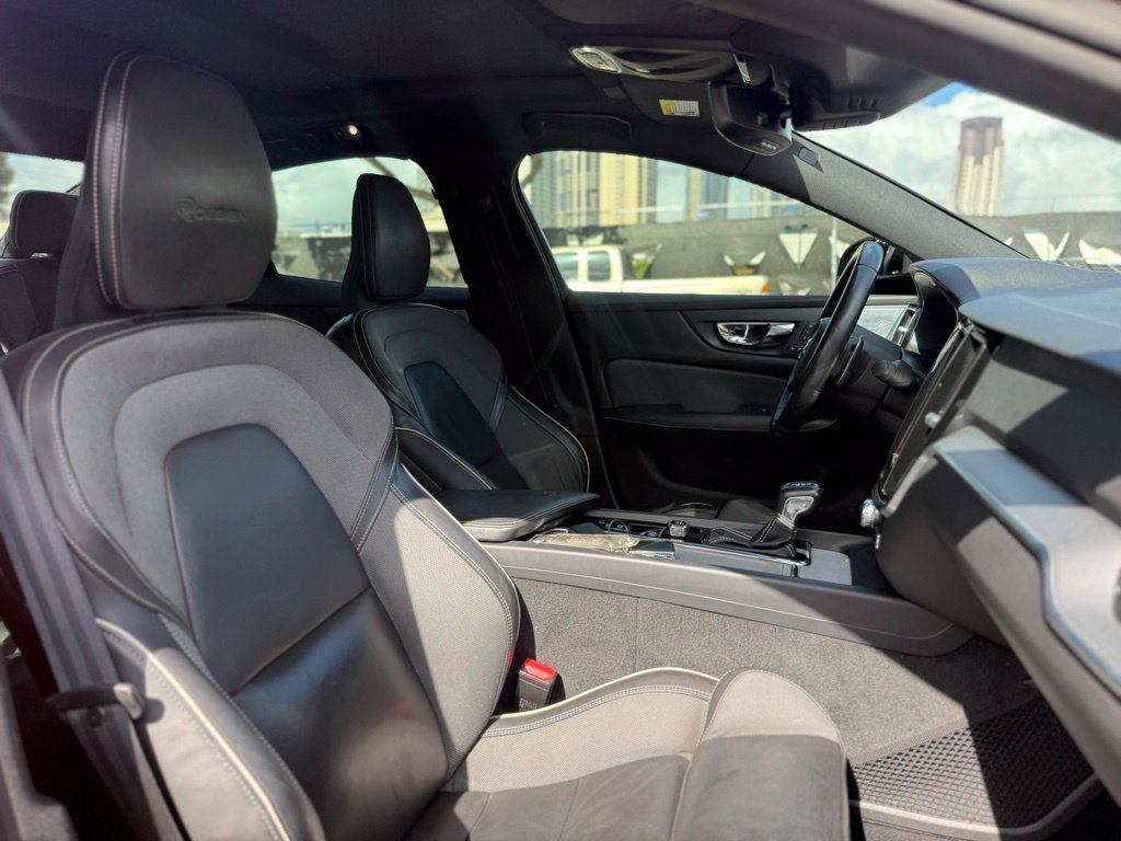 Used 2019 Volvo S60 T6 R-Design AWD/4WD image 13