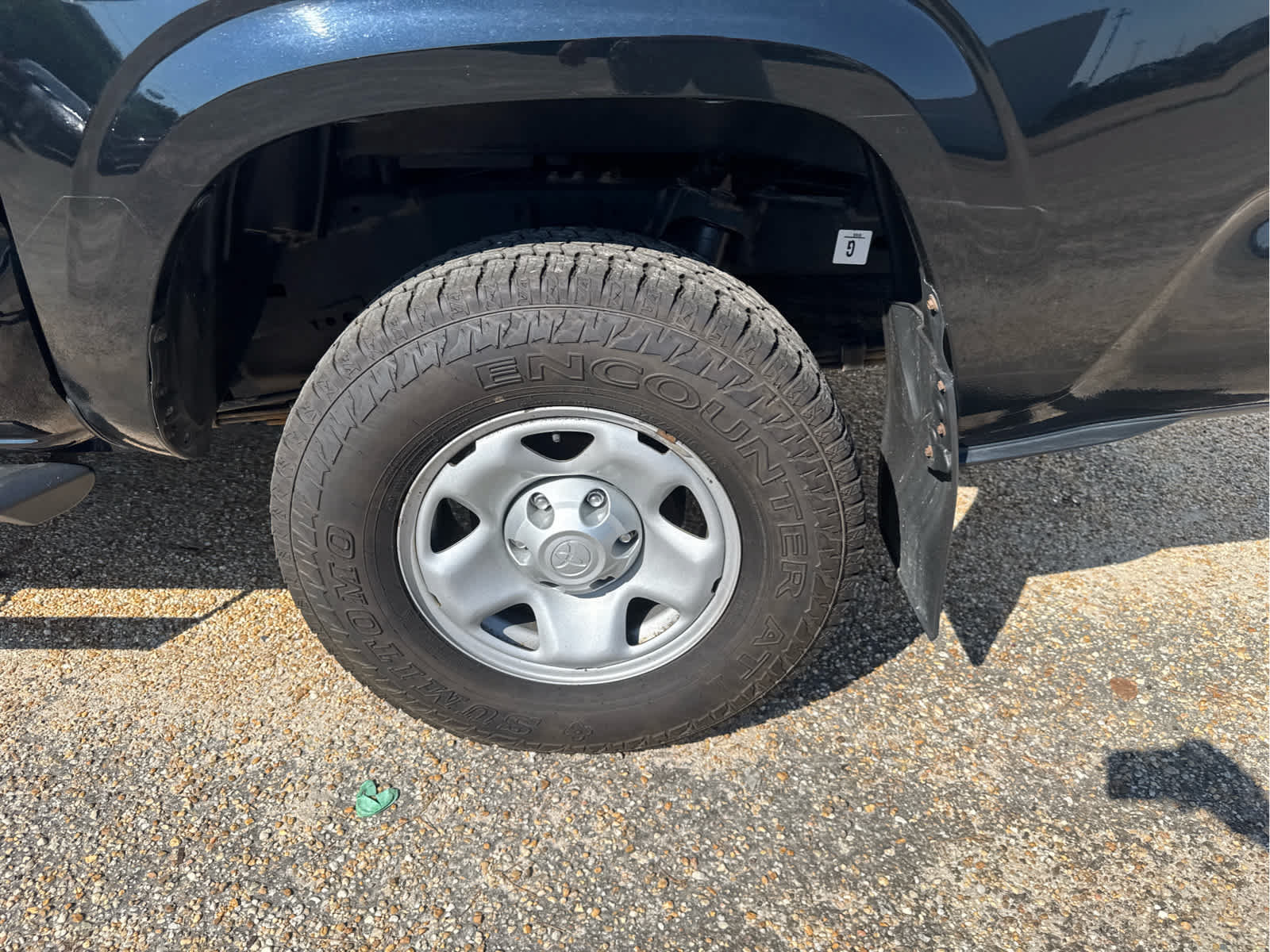 Used 2020 Toyota Tacoma SR AWD/4WD image 16