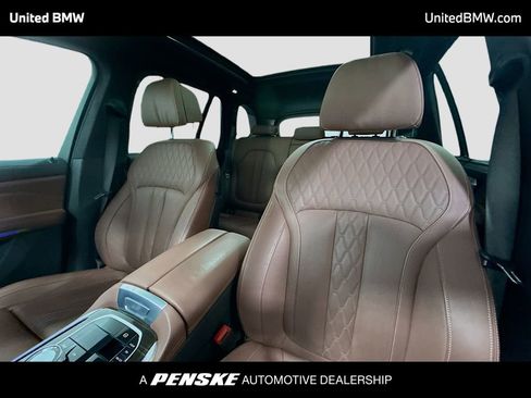 Used 2023 BMW X5 xDrive40i w/ Executive Package image 5