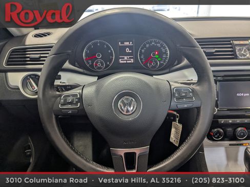 Used 2013 Volkswagen Passat 2.5 SE FWD image 17