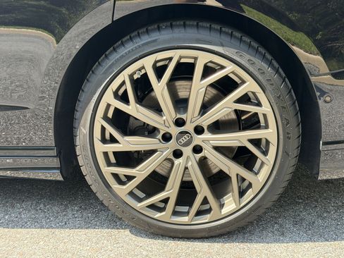 New 2026 Audi A8 L 3.0T AWD/4WD image 11