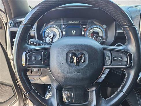 Used 2022 RAM 1500 Limited AWD/4WD image 11