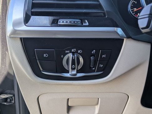 Used 2019 BMW X3 sDrive30i image 16