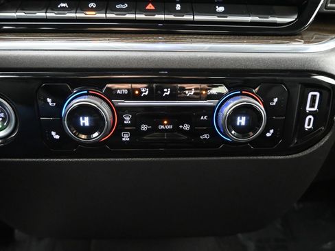 Used 2024 Chevrolet Silverado 1500 RST image 29