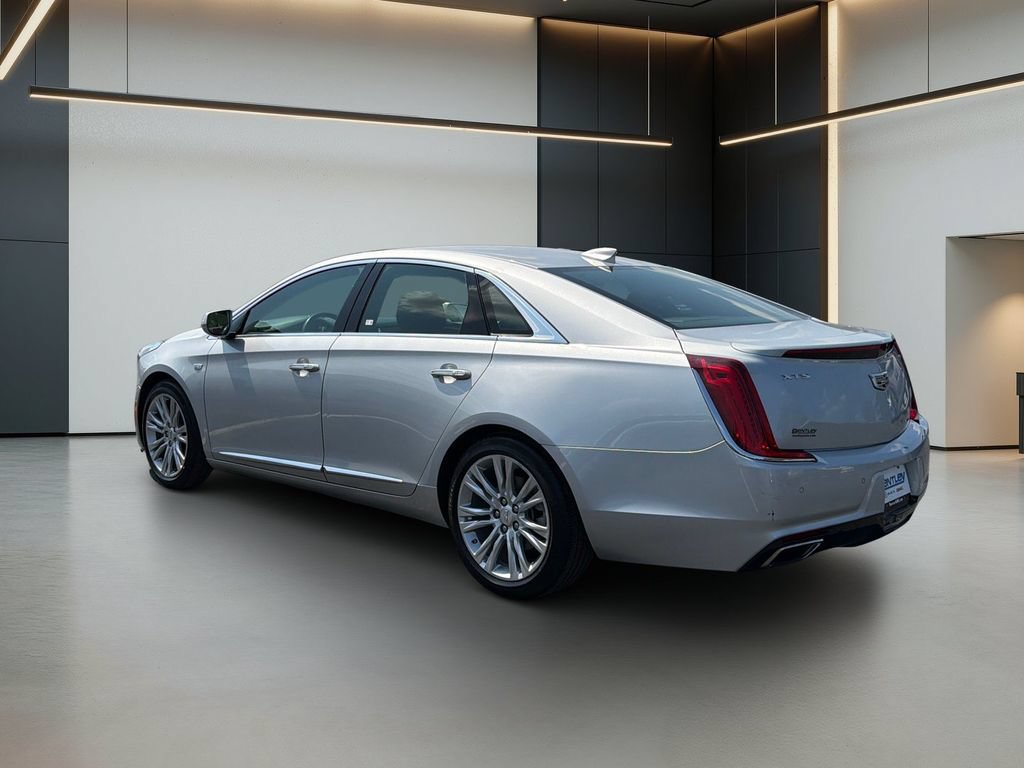 Certified 2018 Cadillac XTS Luxury FWD image 3