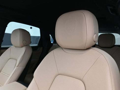 New 2026 Porsche Cayenne E-Hybrid image 16