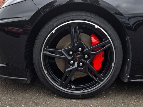 Used 2023 Chevrolet Corvette Stingray Preferred Cpe w/ Z51 Performance Package RWD image 10