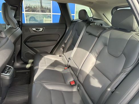 New 2026 Volvo XC60 B5 Ultra w/ Protection Package Premier AWD/4WD image 21