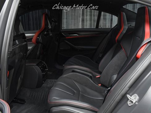 Used 2022 BMW M5 CS image 29