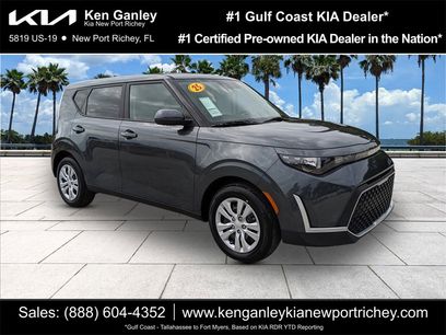 Certified 2025 Kia Soul LX