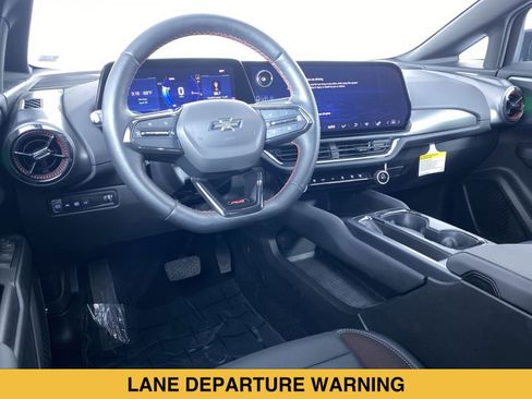 Used 2024 Chevrolet Equinox EV RS AWD/4WD image 2