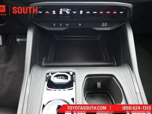Used 2026 Jeep Cherokee Overland AWD/4WD image 24