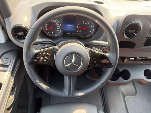 New 2026 Mercedes-Benz Sprinter 2500 image 15