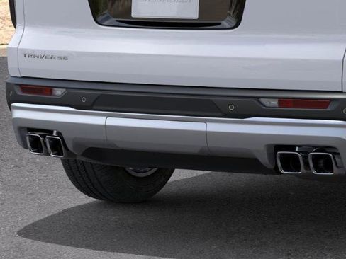 New 2026 Chevrolet Traverse LT image 14