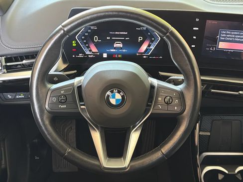 Used 2025 BMW X1 xDrive28i AWD/4WD image 4