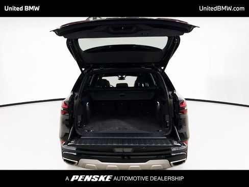 Used 2024 BMW X5 xDrive40i w/ Premium Package image 14
