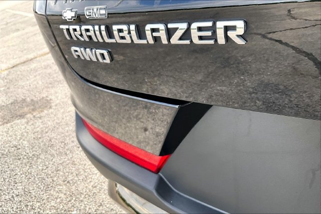 Used 2023 Chevrolet TrailBlazer ACTIV w/ Sun and Liftgate Package AWD/4WD image 24