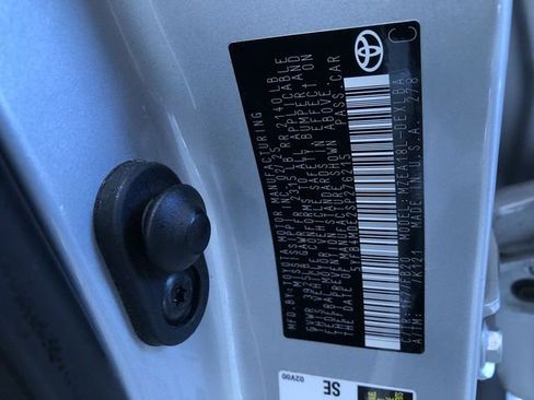 Certified 2025 Toyota Corolla LE image 32