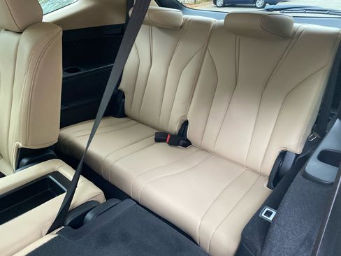 Used 2024 Acura MDX SH-AWD w/ Technology Package image 11