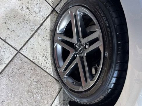 Used 2024 Nissan Z Sport w/ Floor Mat Package image 9