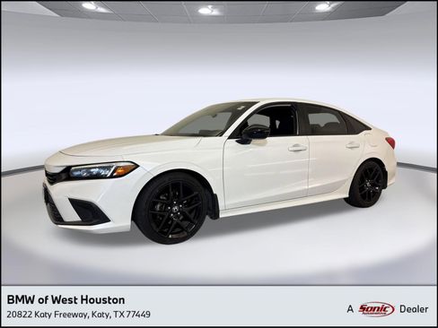Used 2022 Honda Civic Sport image 1