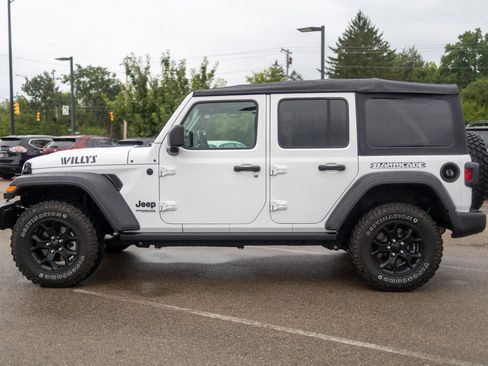 Used 2021 Jeep Wrangler Unlimited Sport image 21