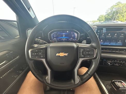 Used 2023 Chevrolet Silverado 1500 High Country w/ Technology Package AWD/4WD image 23