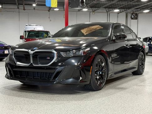 Used 2024 BMW i5 M60 w/ Premium Package AWD/4WD image 2