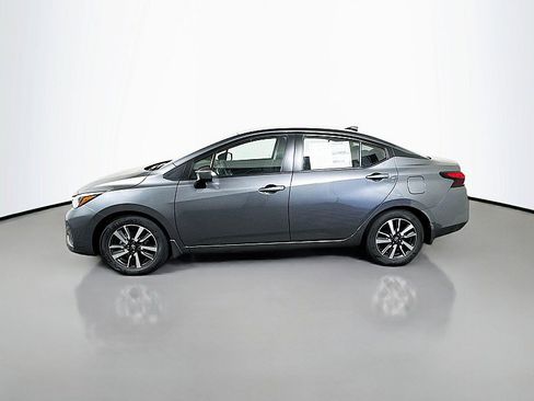 New 2025 Nissan Versa SV w/ Trunk Package image 4