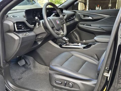 Certified 2025 Buick Envista Sport Touring w/ Convenience I Package image 13